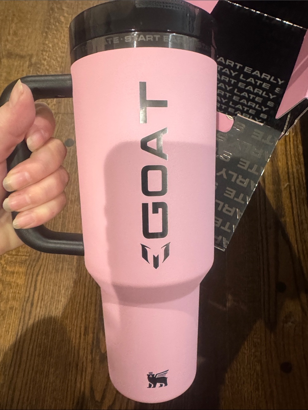 Stanley X Messi/Pink/Black/Flip Straw/GOAT/Travel Tumbler with Black Handle/NIB! - Picture 12 of 15